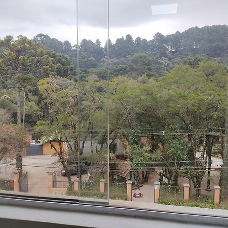 A Nossa Casinha No Bosque Acomodação com café da manhã Campos do Jordão Exterior foto