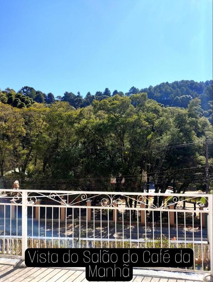 A Nossa Casinha No Bosque Acomodação com café da manhã Campos do Jordão Exterior foto